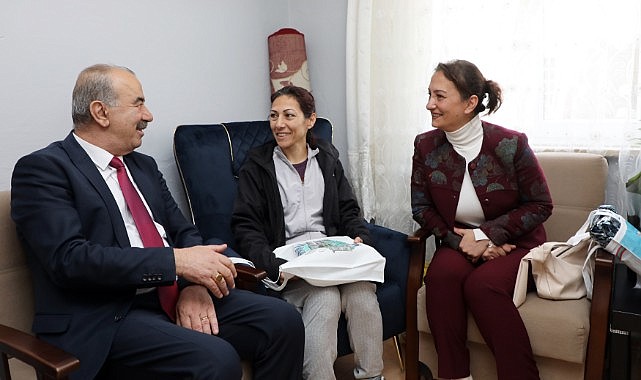 Başkan Türkyılmaz’dan Mudanya’ya yerleşen depremzedelere ziyaret